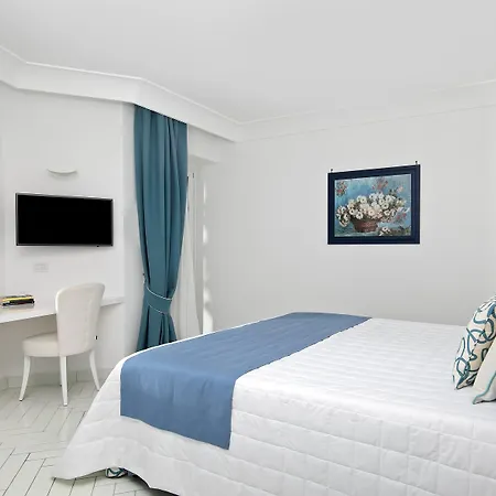 Le Agavi מלון 5*