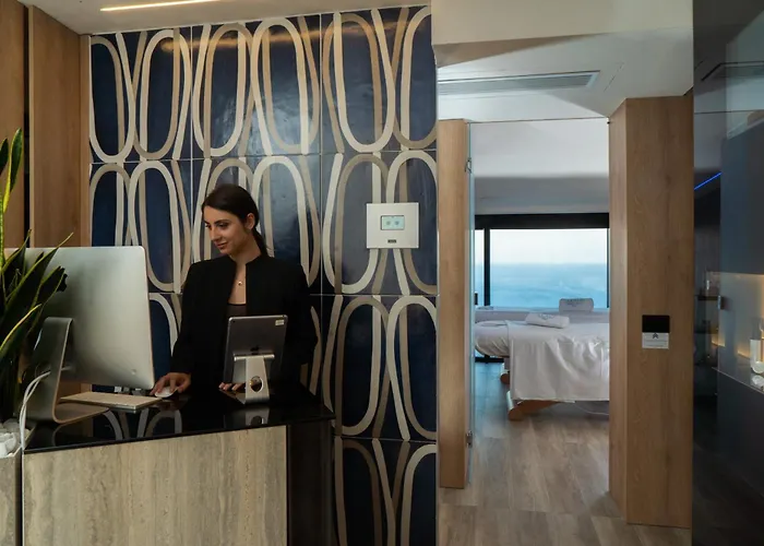 لو أجافي فندق بوسيتانو